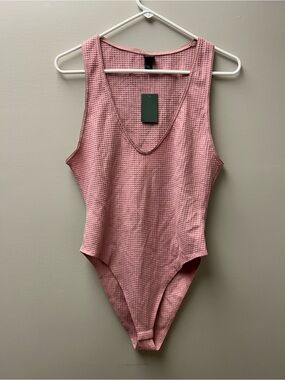 Wild Fable Women’s Pink Waffle Knit V Neck Tank Bodysuit